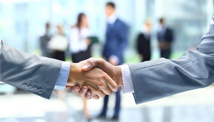 White-collar handshake PPT background picture